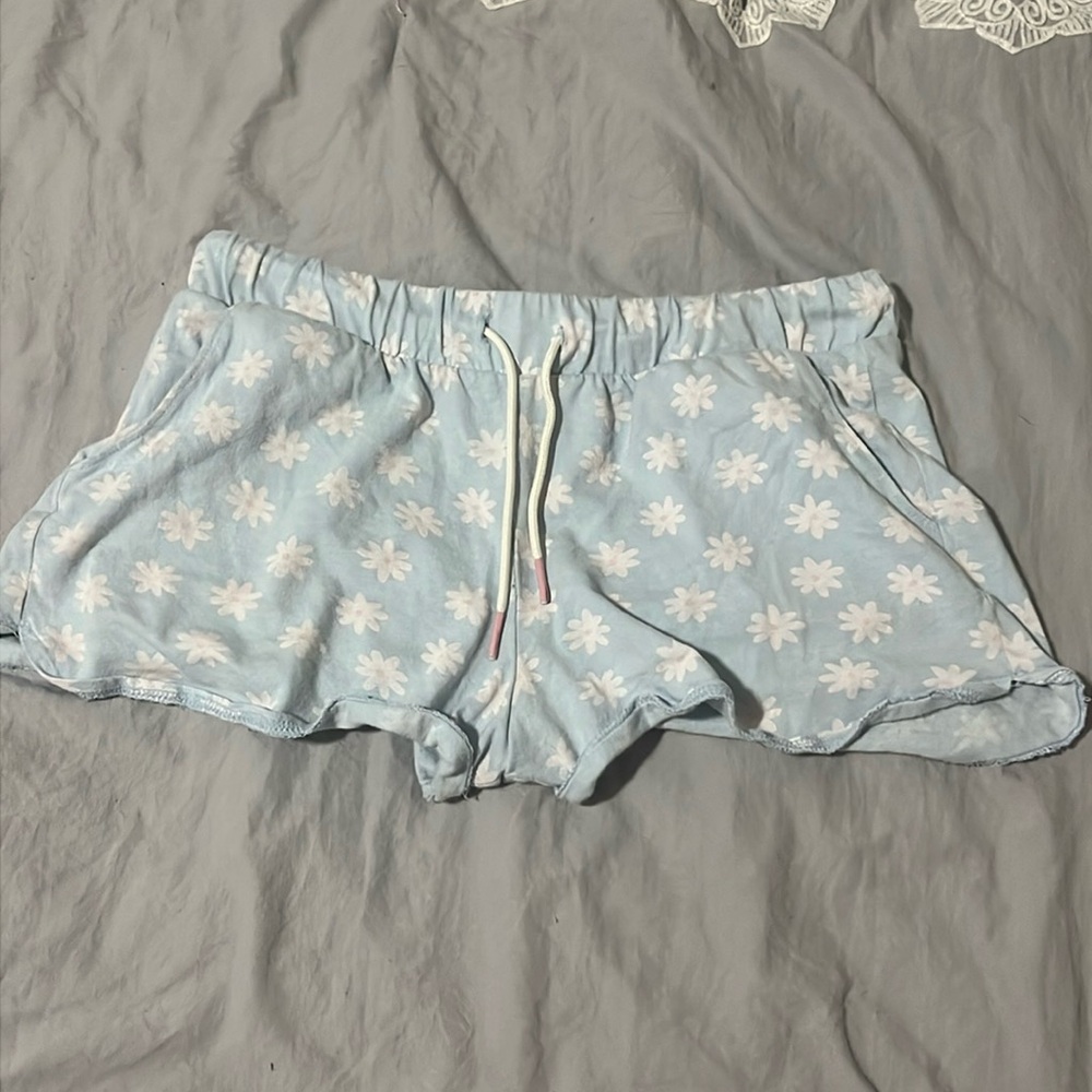Old Navy white & pink flower print w/ white & pink drawstring blue shorts